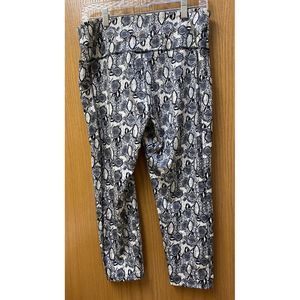 Cali Active athletic Capri‎ leggings Snakeskin XL